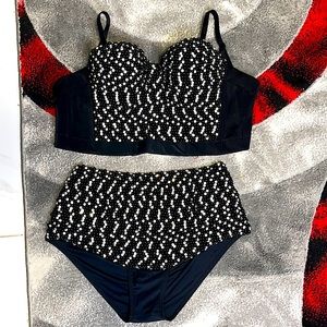 Silver and black Set